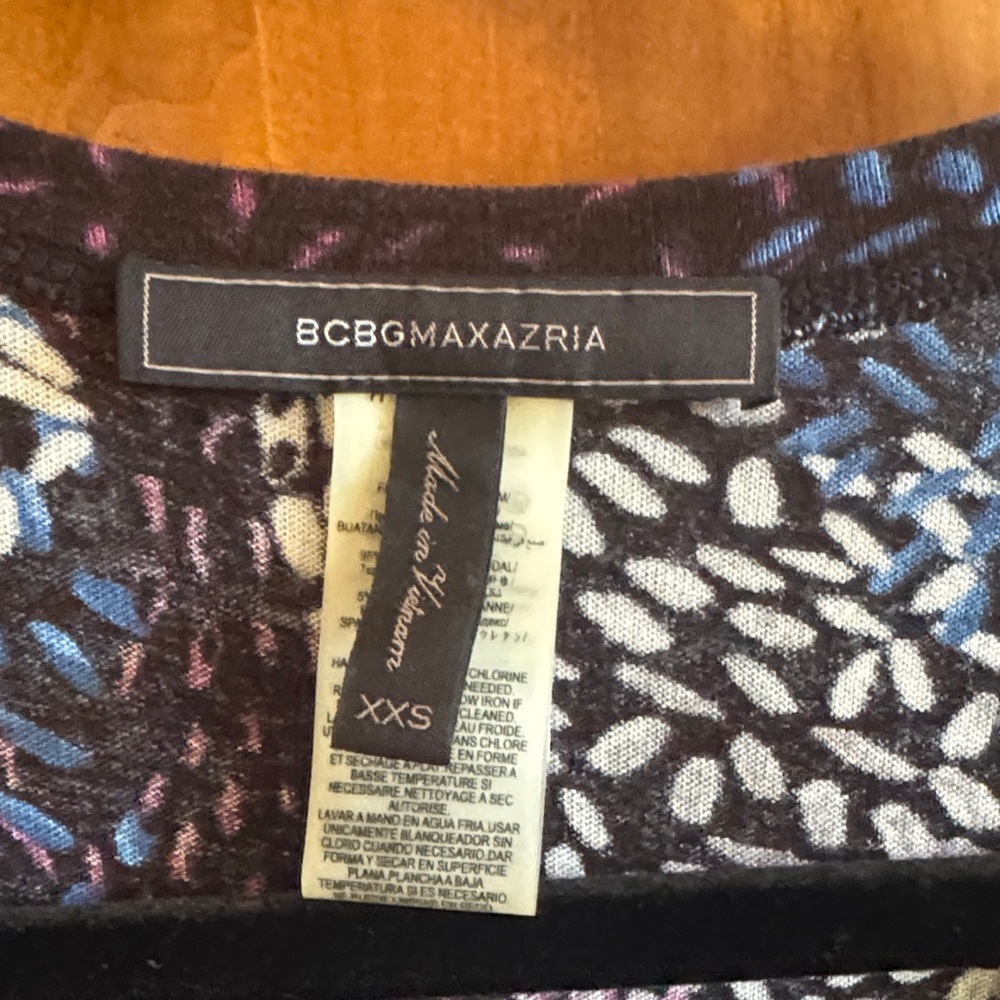 BCBGMaxAzria Blue & Purple Patterned Knit Top